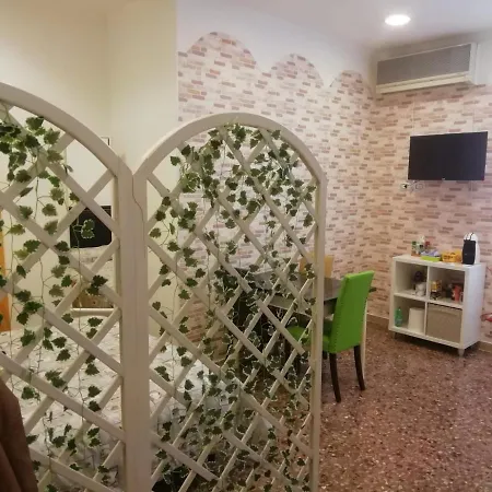 Apartment Urbino 33 Rome